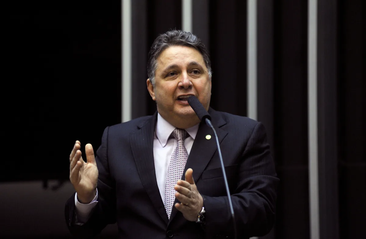 Anthony Garotinho em debate de políticas públicas